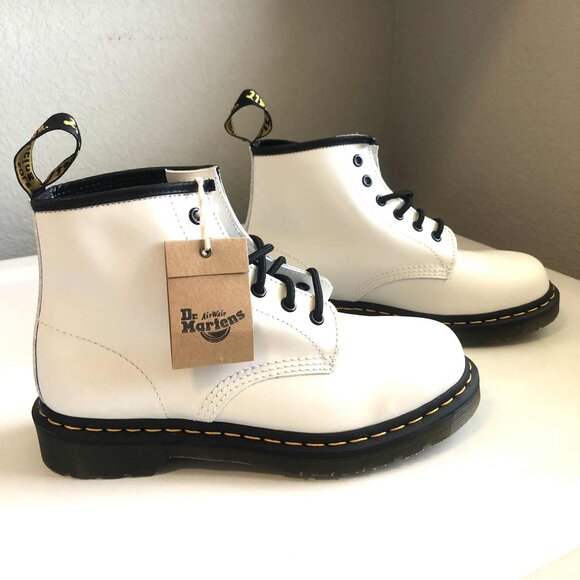 NWT DR. MARTENS Zavala White Combat Boots 7 MSRP $130 - Picture 1 of 8